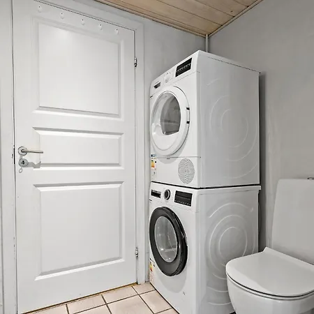 Pet Friendly In *